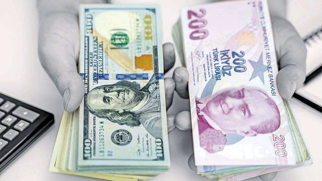 Borcu olanlar dikkat: Dev banka dolar için tarih ve rakam verdi! 5